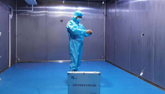 醫藥冷鏈驗證人員現場測試